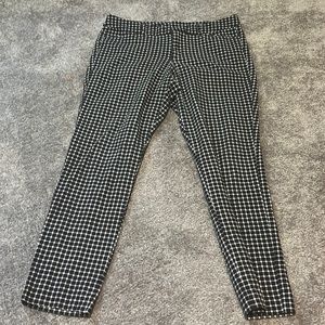 Old navy casual pants, size 8